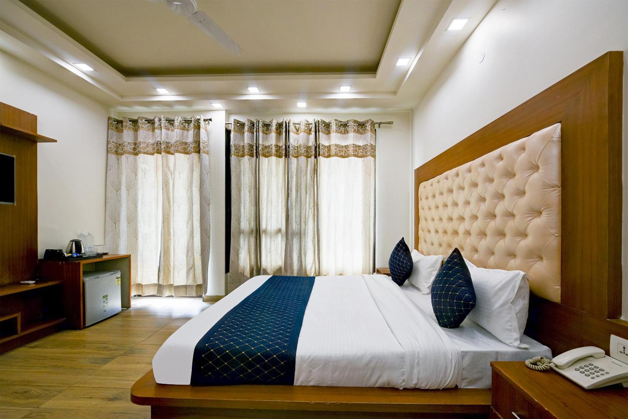 Hotel Leaf 9 Boutique, Near Golf Course Road And Galleria Market Gurgaon Eksteriør billede