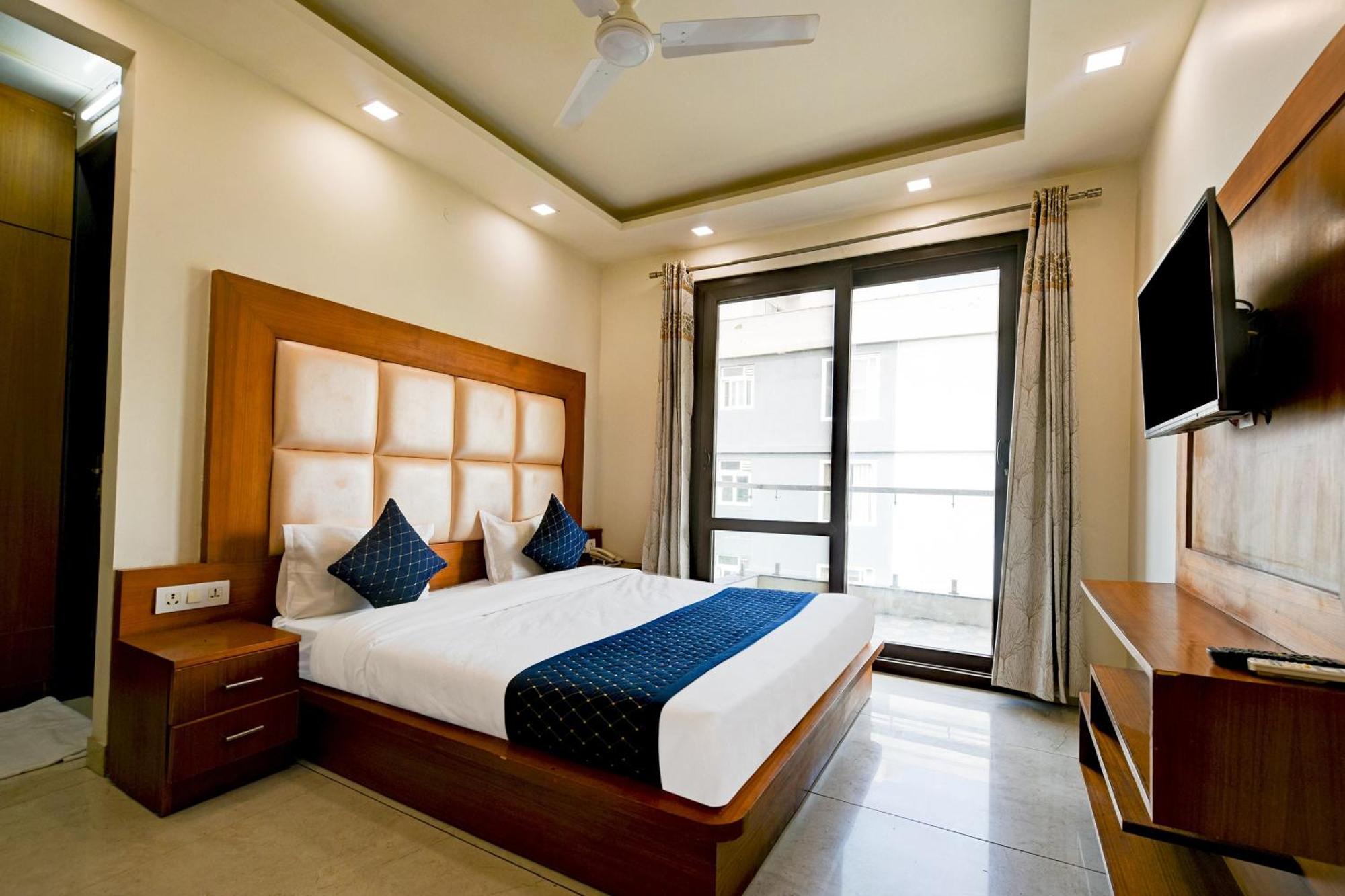 Hotel Leaf 9 Boutique, Near Golf Course Road And Galleria Market Gurgaon Eksteriør billede